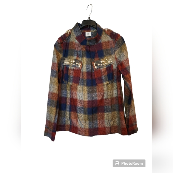 CABI SIZE Medium full zip jacket. Perfect fall jacket, embellished in pearls. - Picture 1 of 8